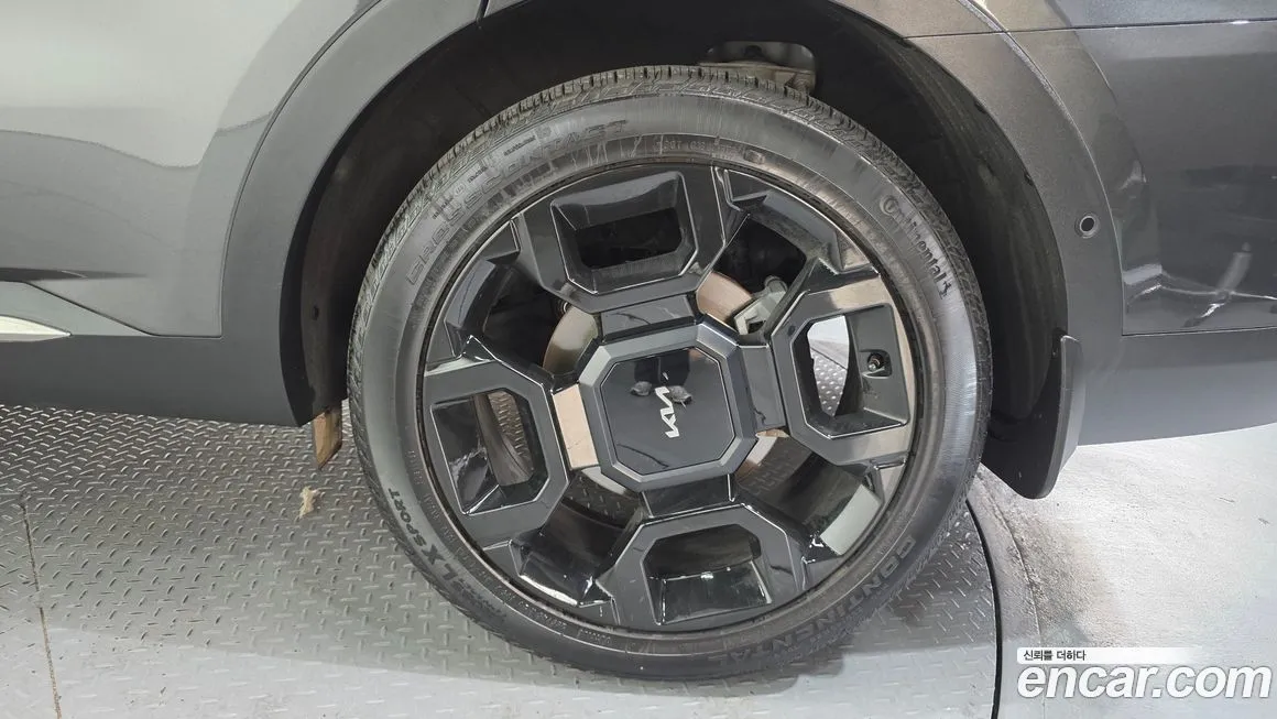 Kia Sorento — фото 8