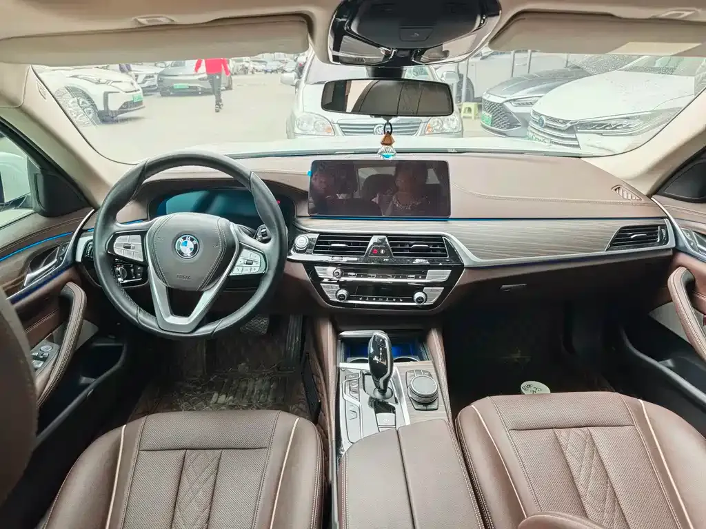 BMW 5 Series New Energy 2022 из CN, фото 5
