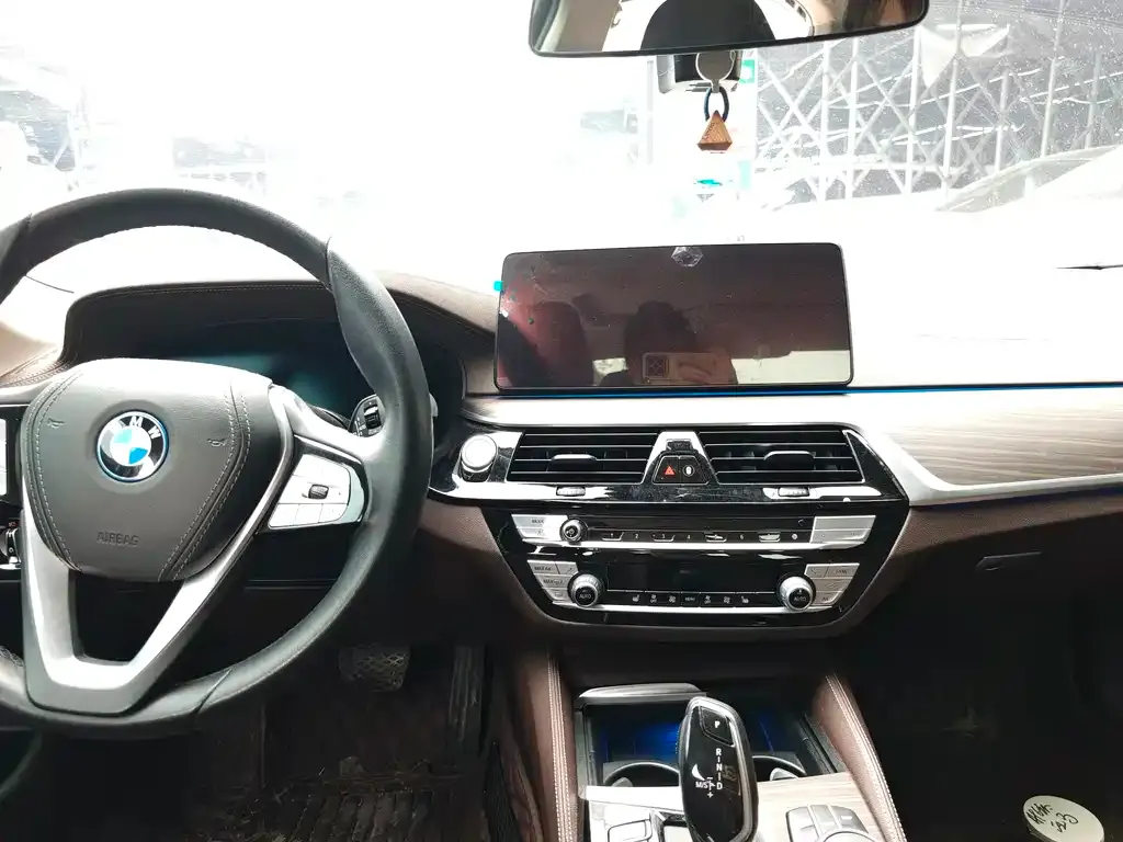 BMW 5 Series New Energy 2022 из CN, фото 3