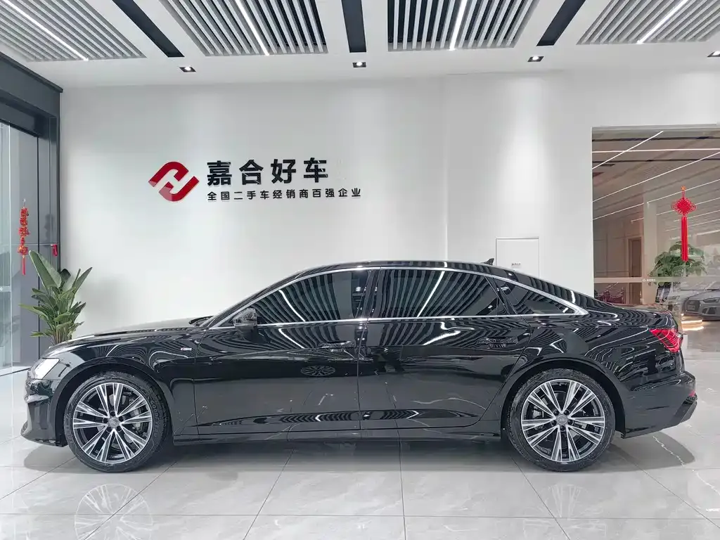Audi A6L 2021 из CN, фото 8