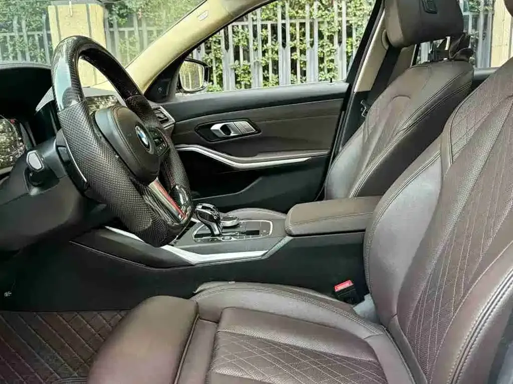 BMW 3 Series 2022 из CN, фото 3