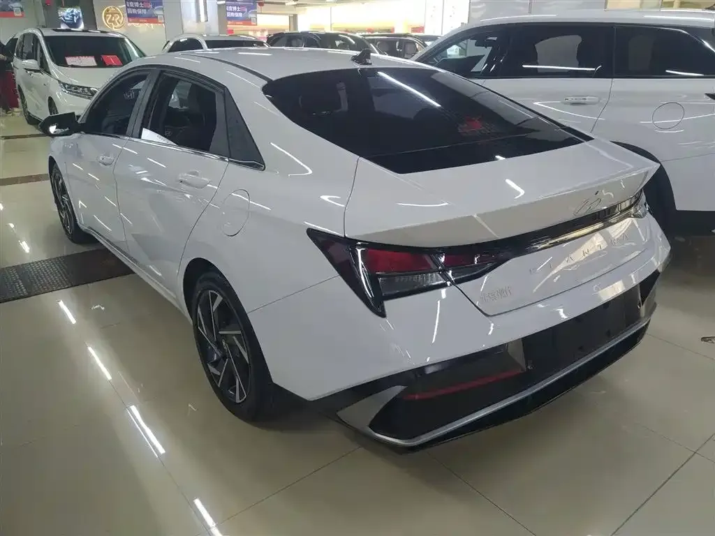 Hyundai Elantra 2024 из CN, фото 6