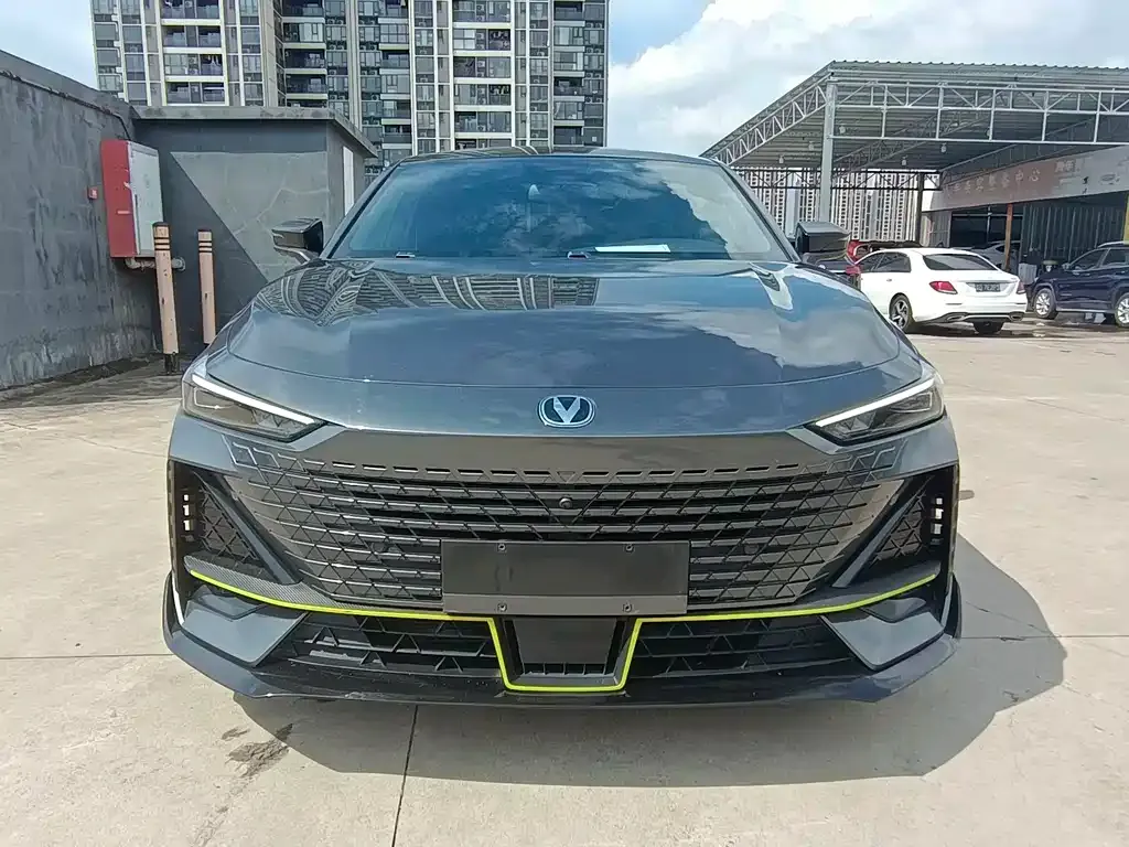 Changan UNI-V 2023 из CN, фото 3