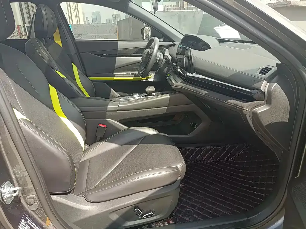 Changan UNI-V 2023 из CN, фото 6