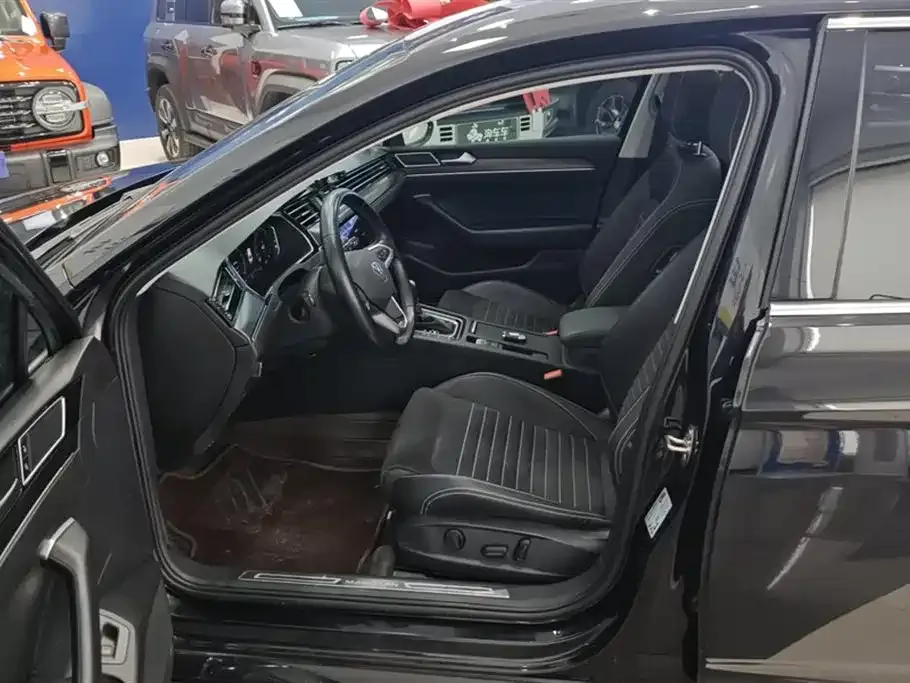 Volkswagen Magotan 2022 из CN, фото 6