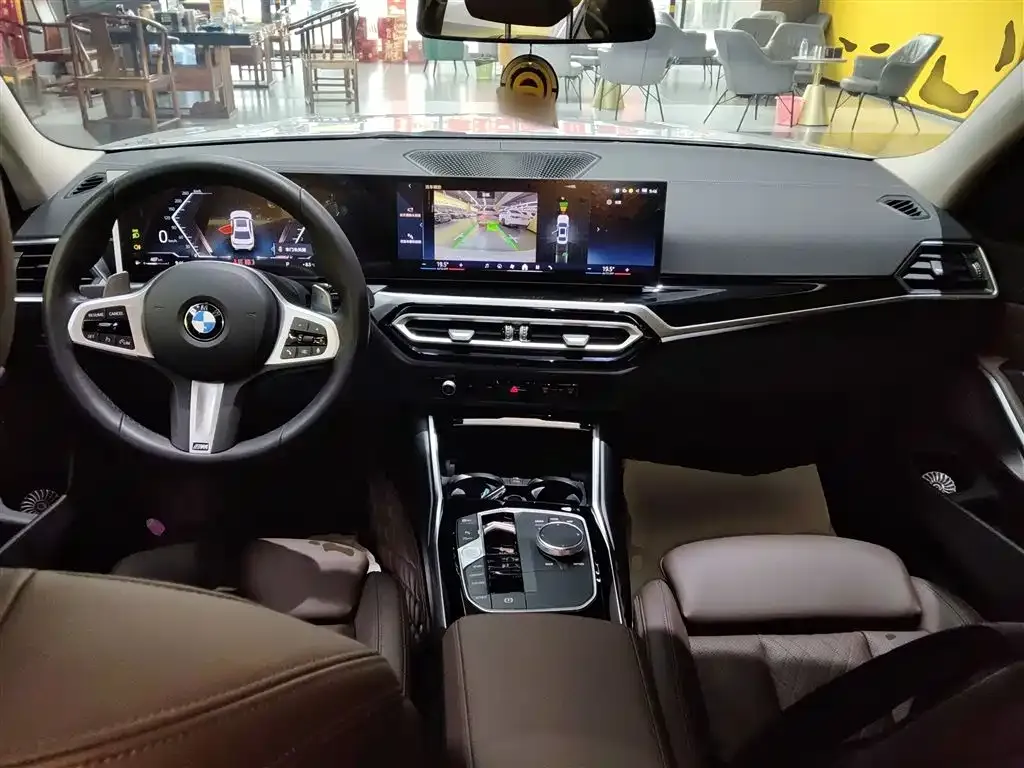 BMW 3 Series 2024 из CN, фото 4