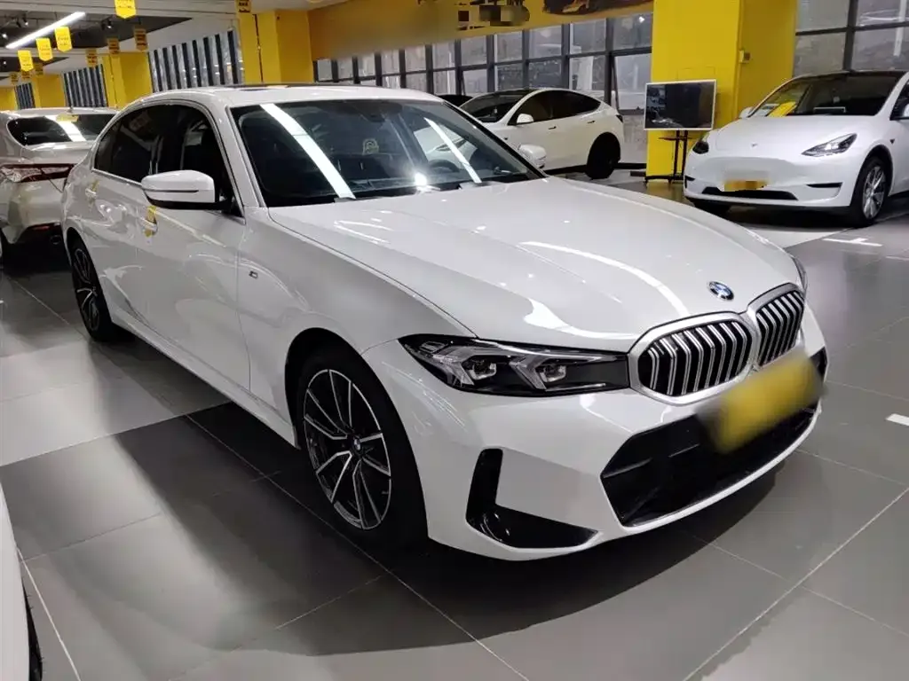 BMW 3 Series 2024 из CN, фото 2