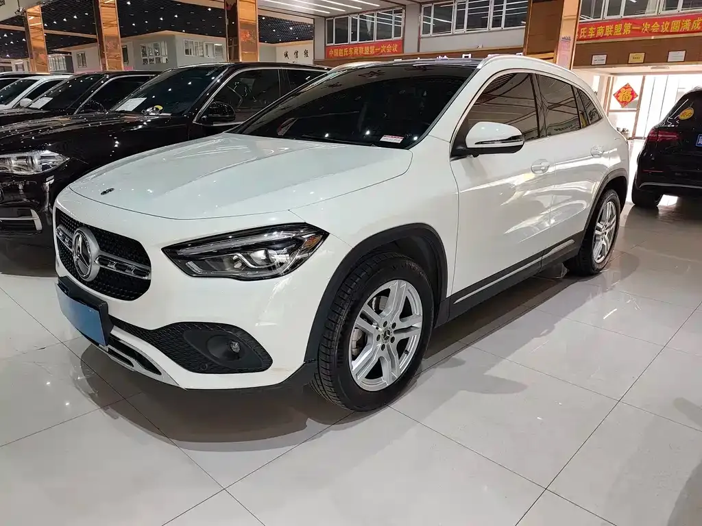 Mercedes-Benz GLA 2023 из CN, фото 1