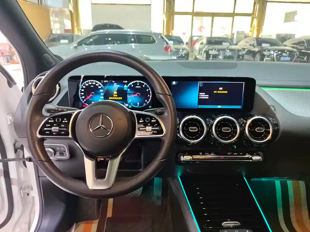 Mercedes-Benz GLA 2023 из CN, фото 2