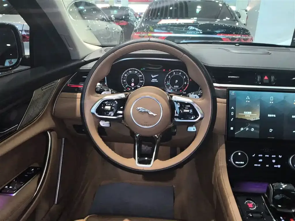 Jaguar XFL 2023 из CN, фото 9