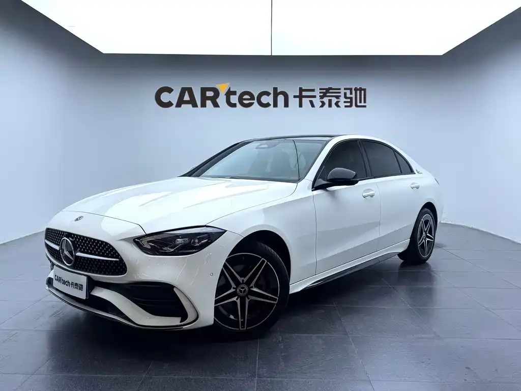 Mercedes-Benz C-Class — фото 1