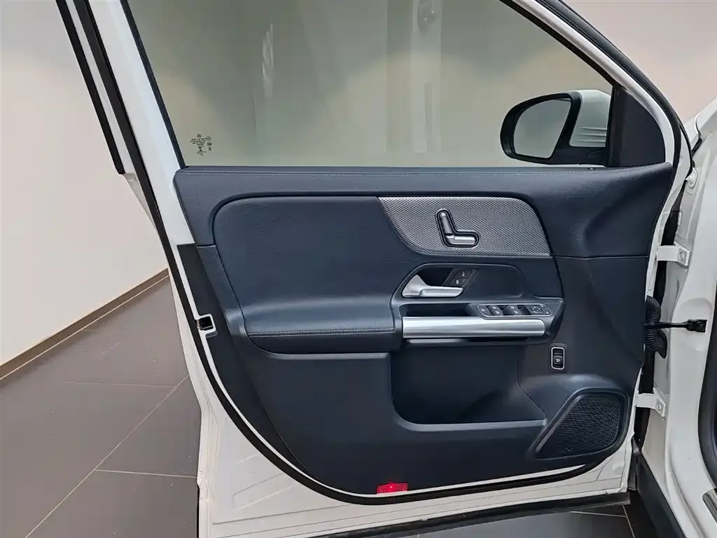 Mercedes-Benz GLA 2021 из CN, фото 9