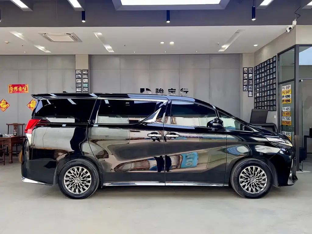 Lexus LM 2022 из CN, фото 5
