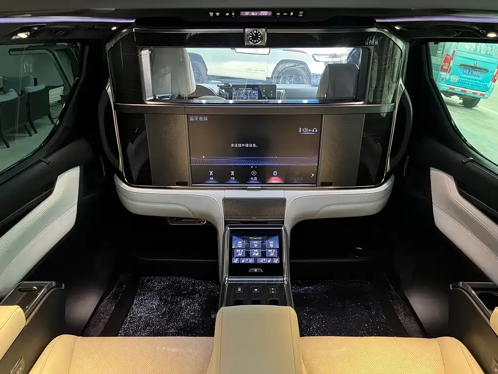 Lexus LM 2022 из CN, фото 6