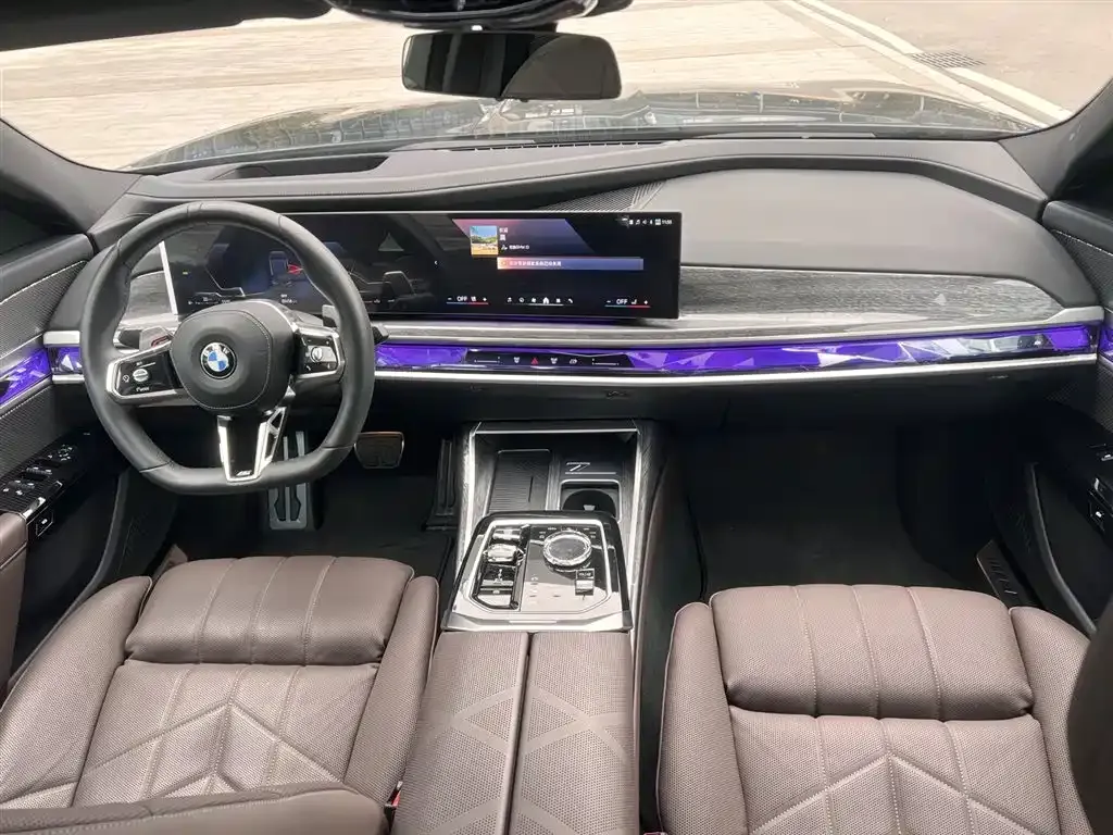 BMW 7 Series 2024 из CN, фото 4