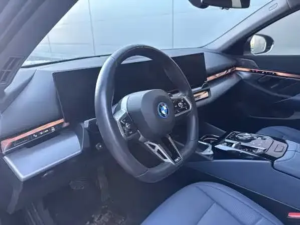 BMW i5 2025 из CN, фото 6