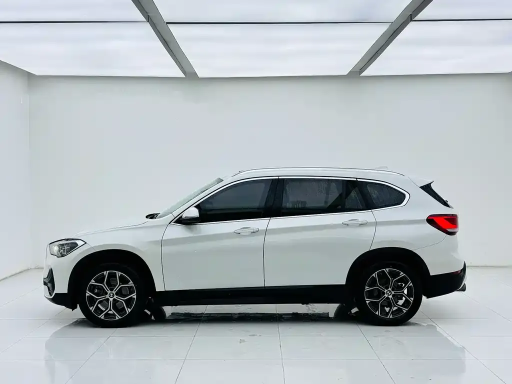 BMW X1 2022 из CN, фото 5