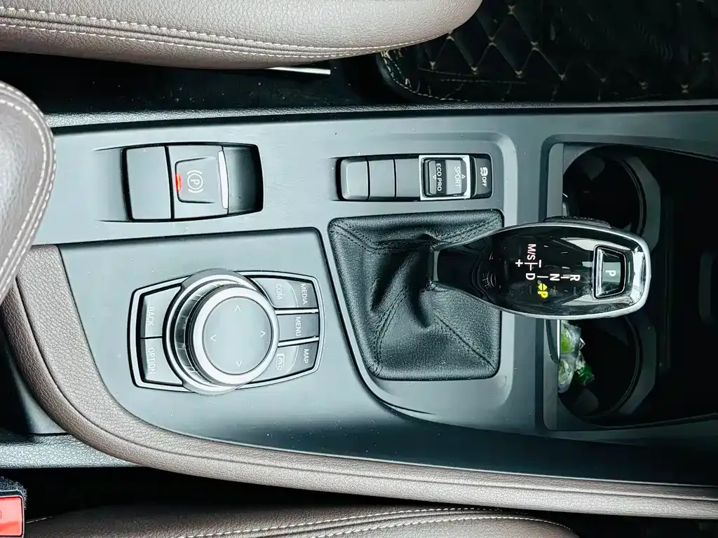BMW X1 2022 из CN, фото 8