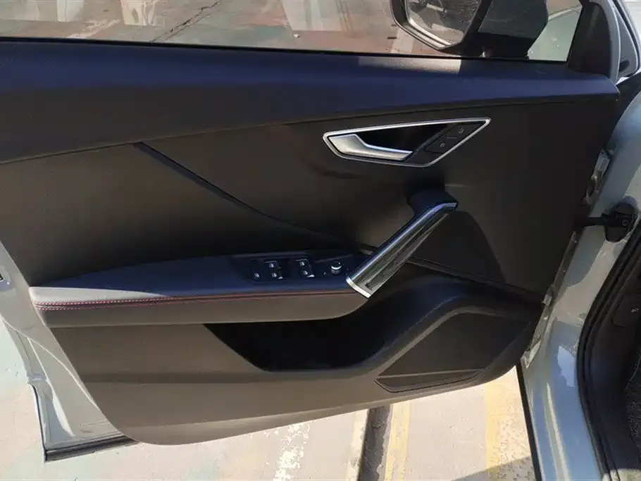 Audi Q2L 2022 из CN, фото 6
