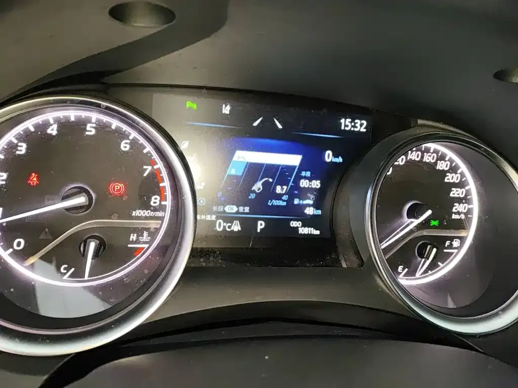 Toyota Camry 2023 из CN, фото 8