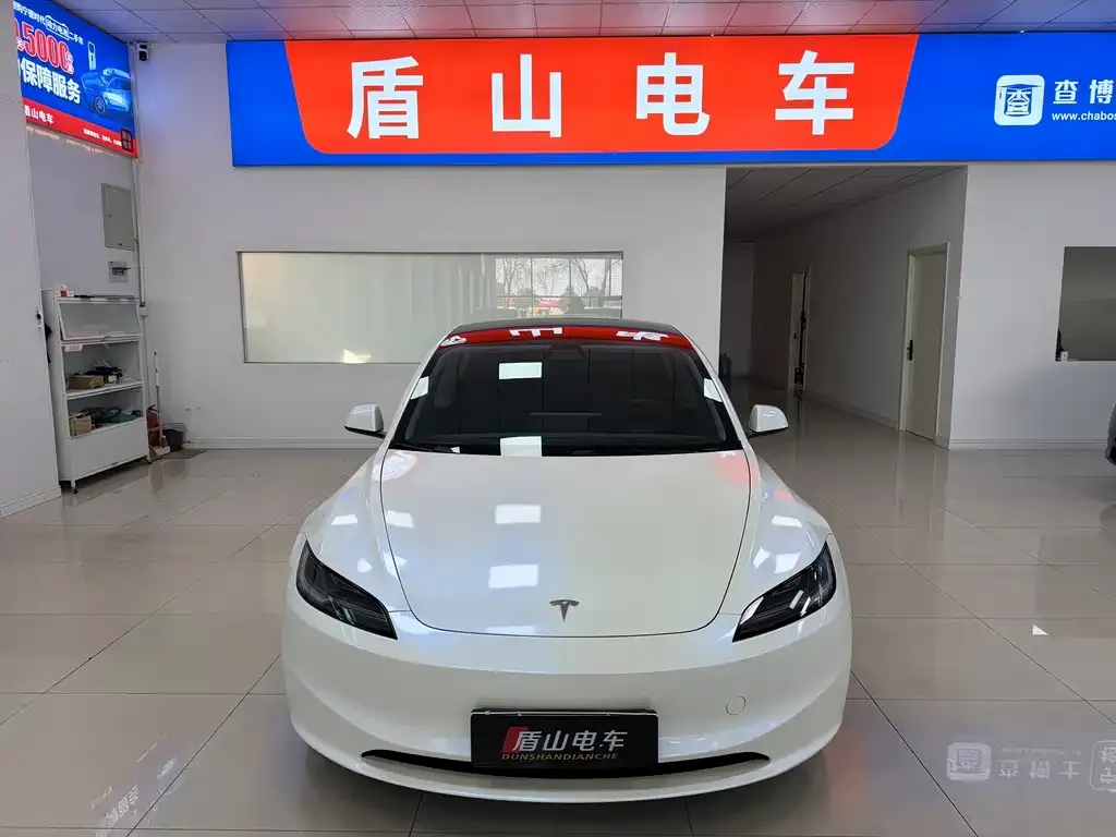Tesla Model 3 2024 из CN, фото 2