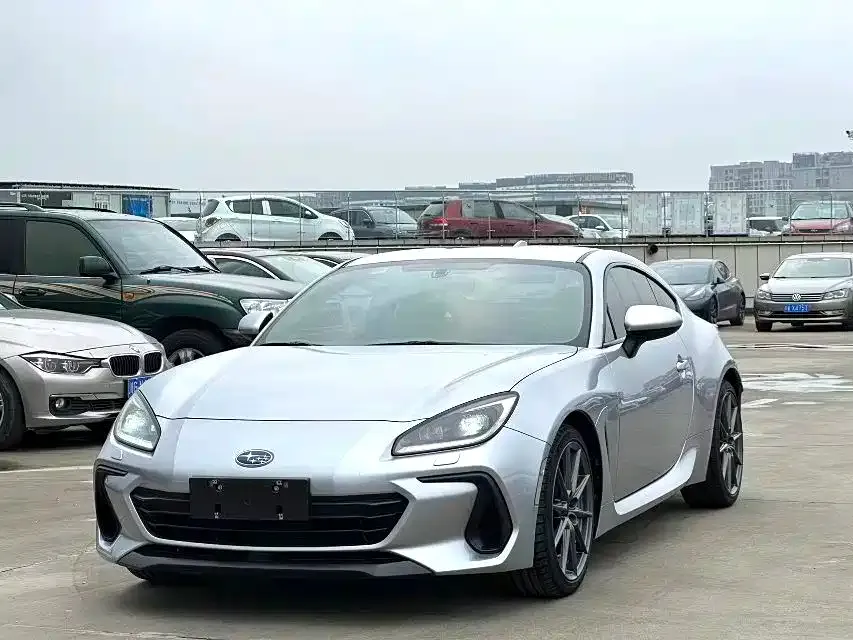 Subaru BRZ — фото 1