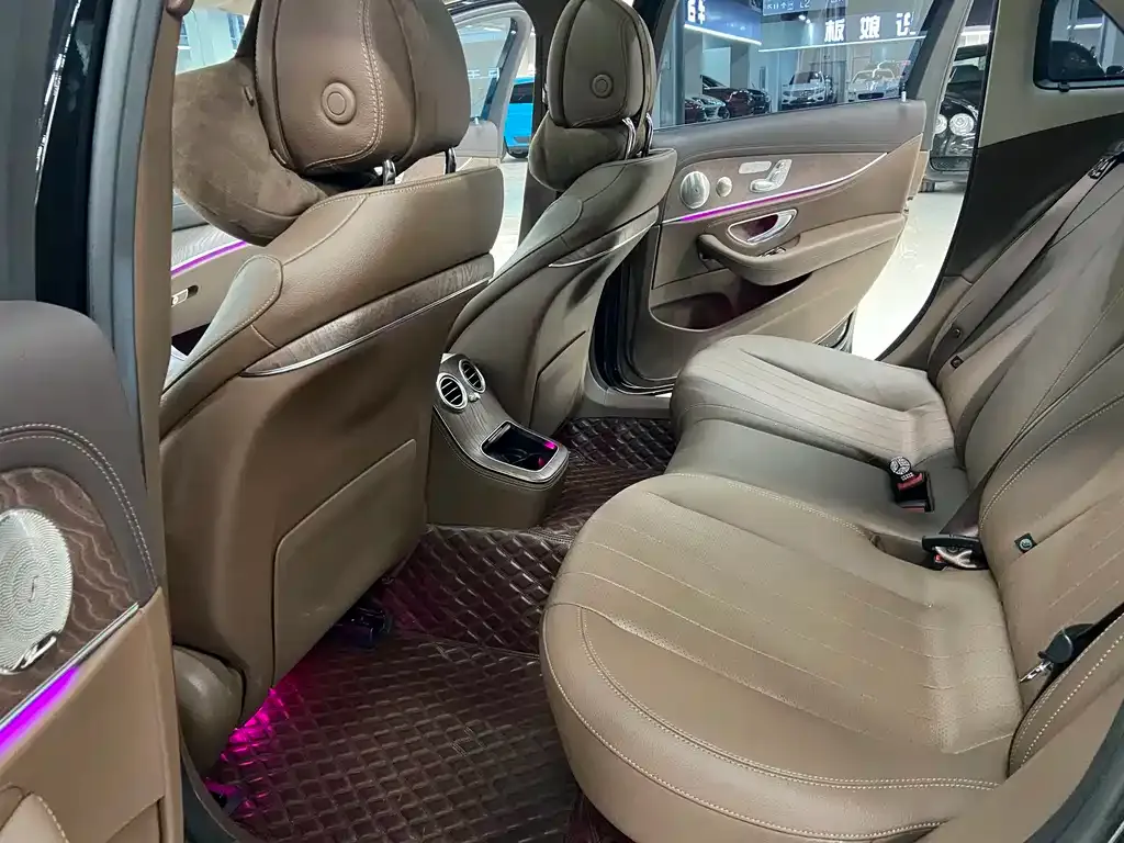 Mercedes-Benz E-Class 2022 из CN, фото 8