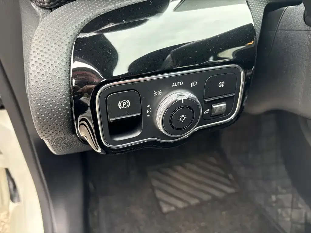 Mercedes-Benz A-Class 2021 из CN, фото 6