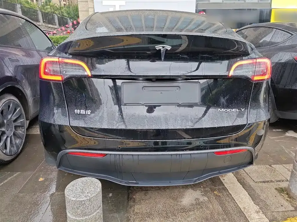 Tesla Model Y 2022 из CN, фото 8
