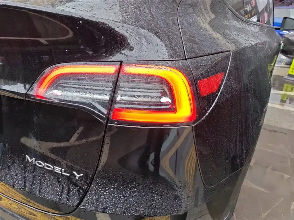 Tesla Model Y 2022 из CN, фото 5