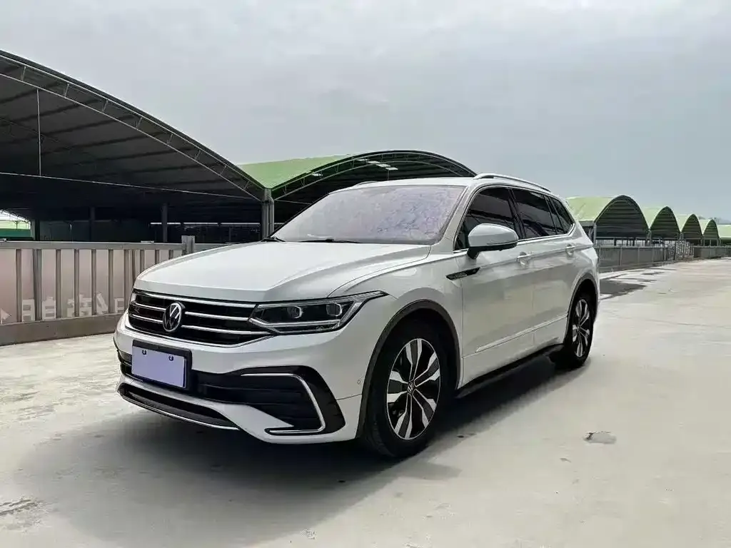 Volkswagen Tiguan L 2022 из CN, фото 1