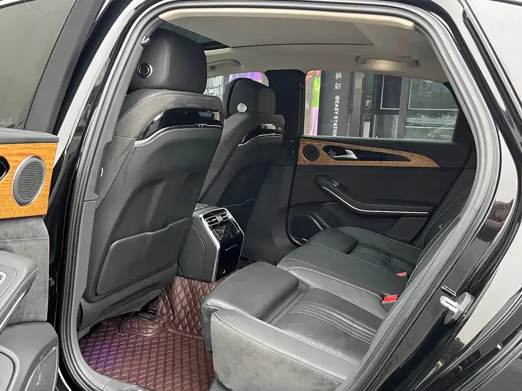 Hongqi H9 2021 из CN, фото 9