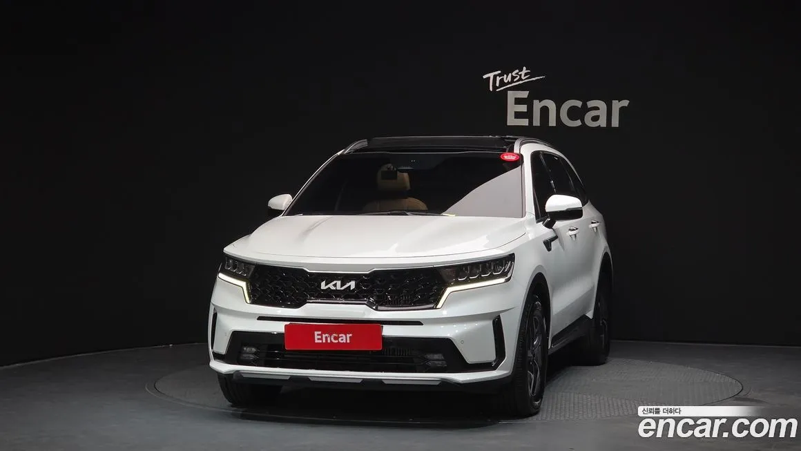Kia Sorento — фото 8