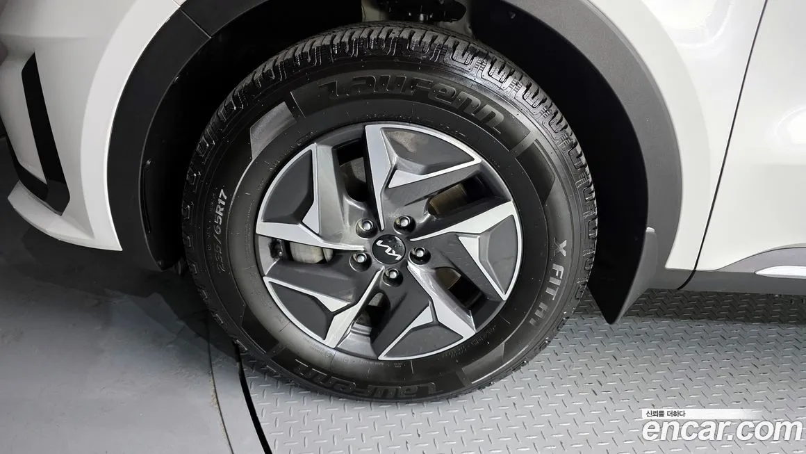 Kia Sorento — фото 5