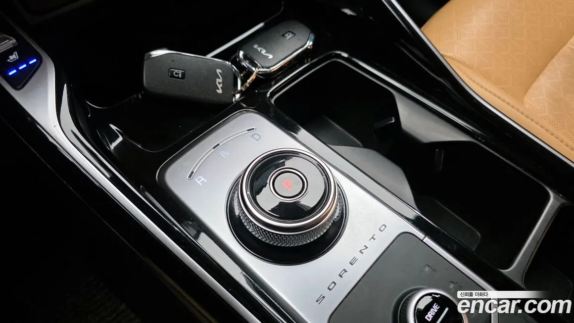 Kia Sorento — фото 6