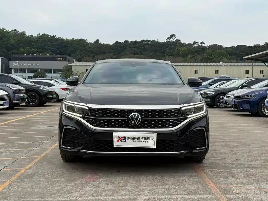 Volkswagen Passat — фото 3