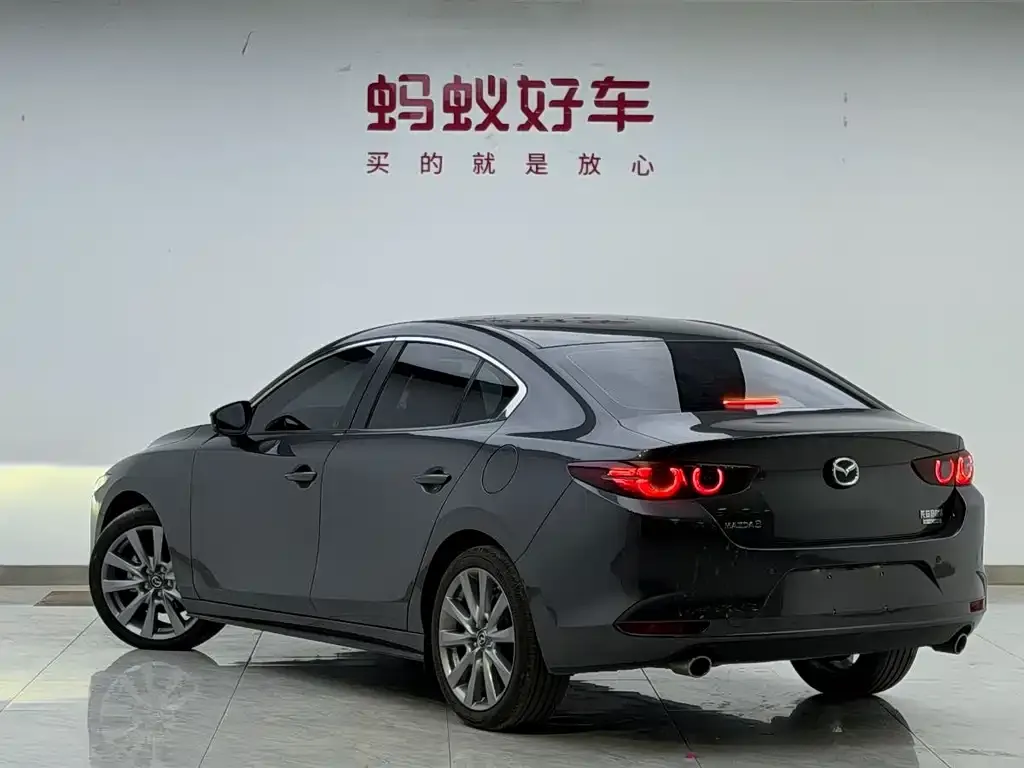 Mazda 3 Axela 2025 из CN, фото 4