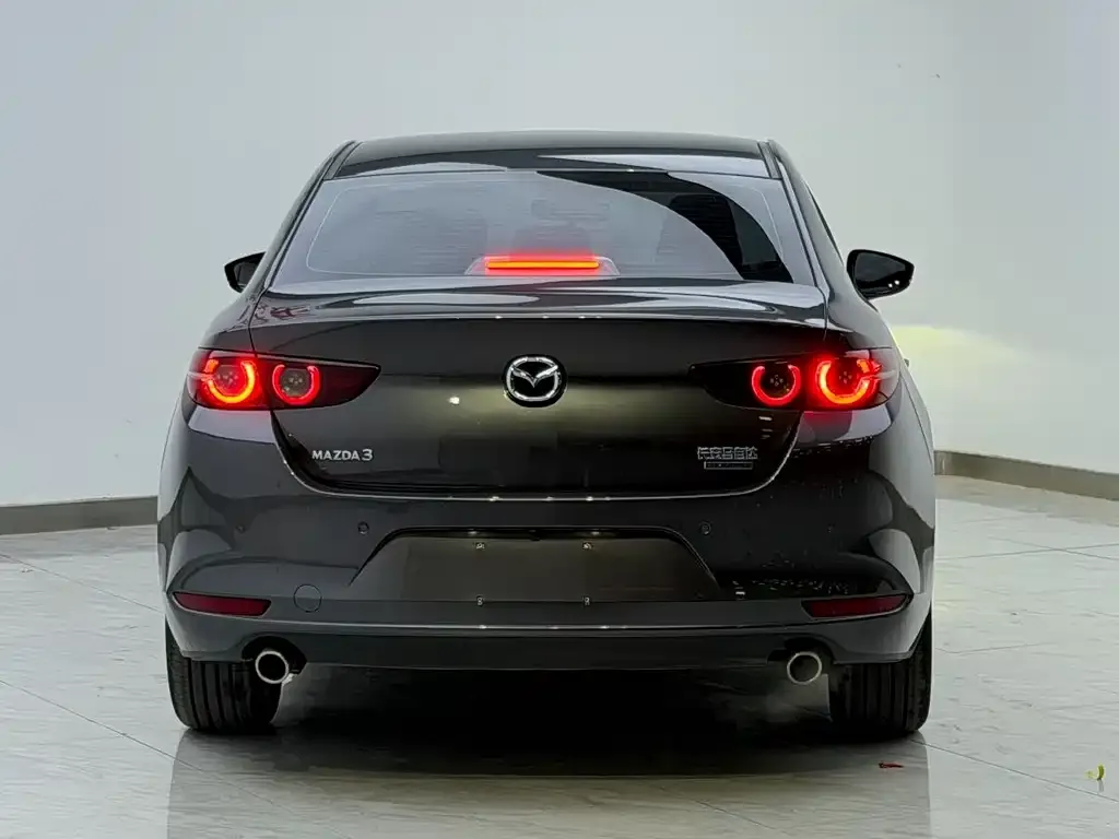 Mazda 3 Axela 2025 из CN, фото 7