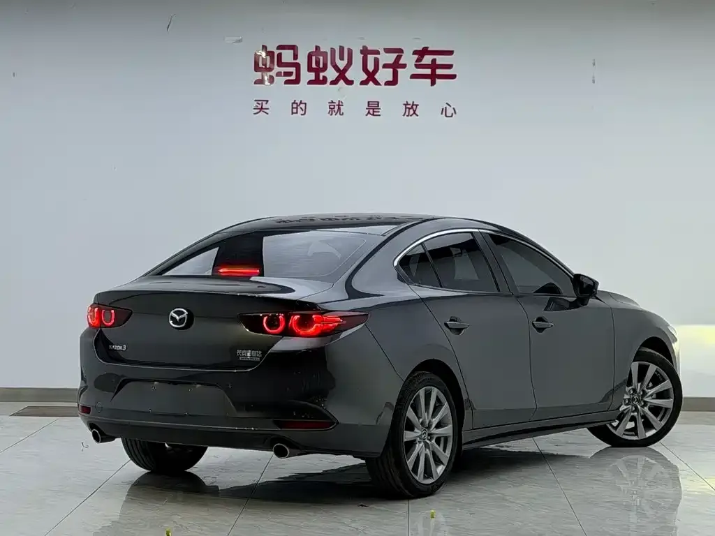 Mazda 3 Axela 2025 из CN, фото 8