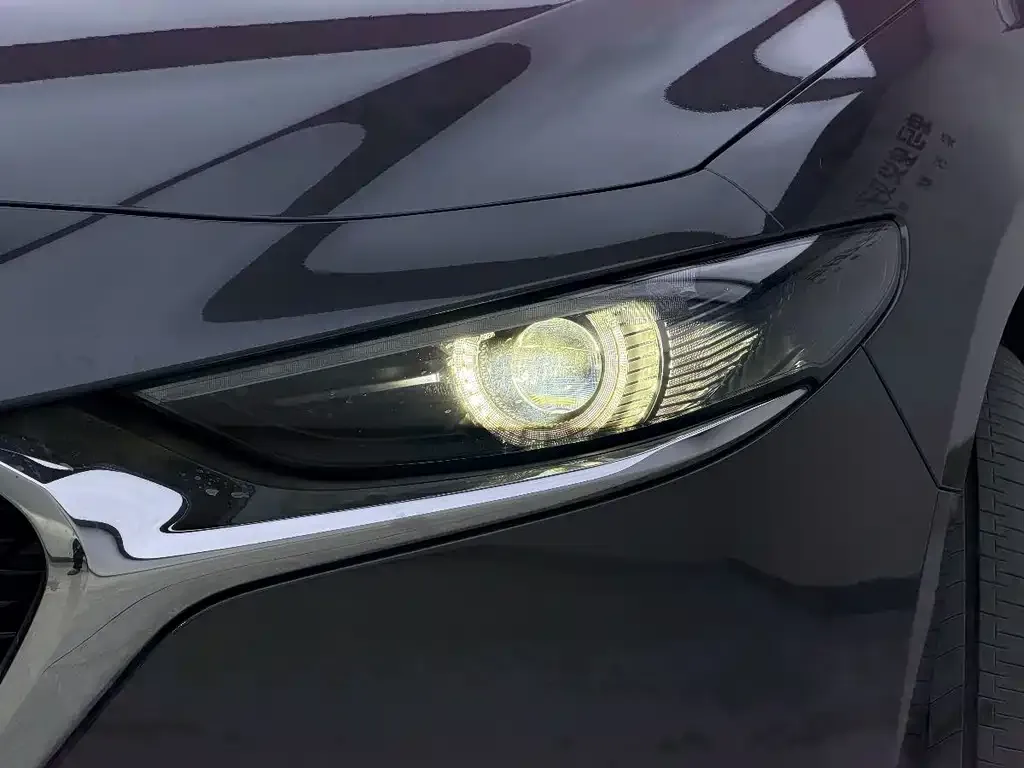 Mazda 3 Axela 2025 из CN, фото 6