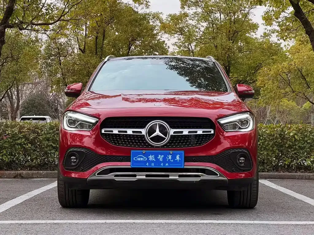 Mercedes-Benz GLA — фото 10