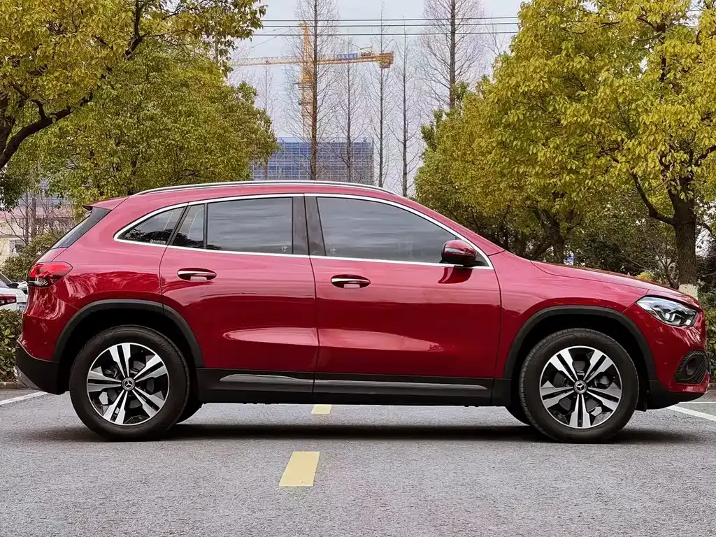 Mercedes-Benz GLA — фото 7