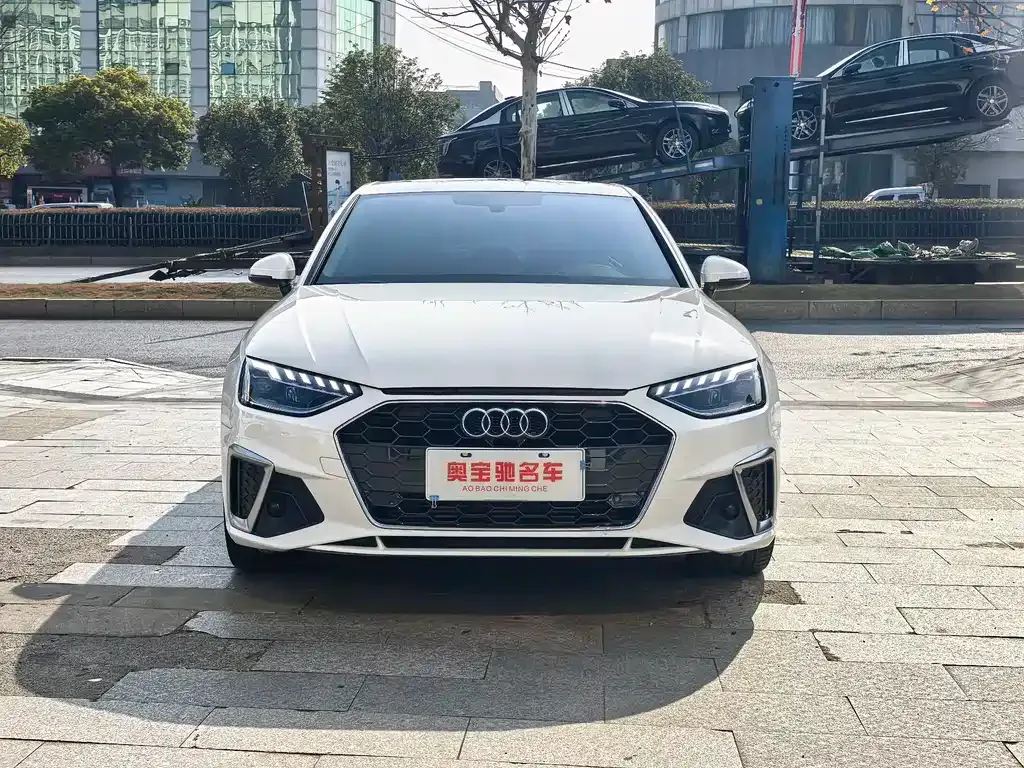 Audi A4L 2022 из CN, фото 7
