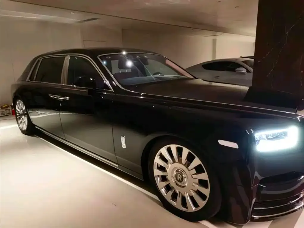 Rolls-Royce Phantom 2021 из CN, фото 4