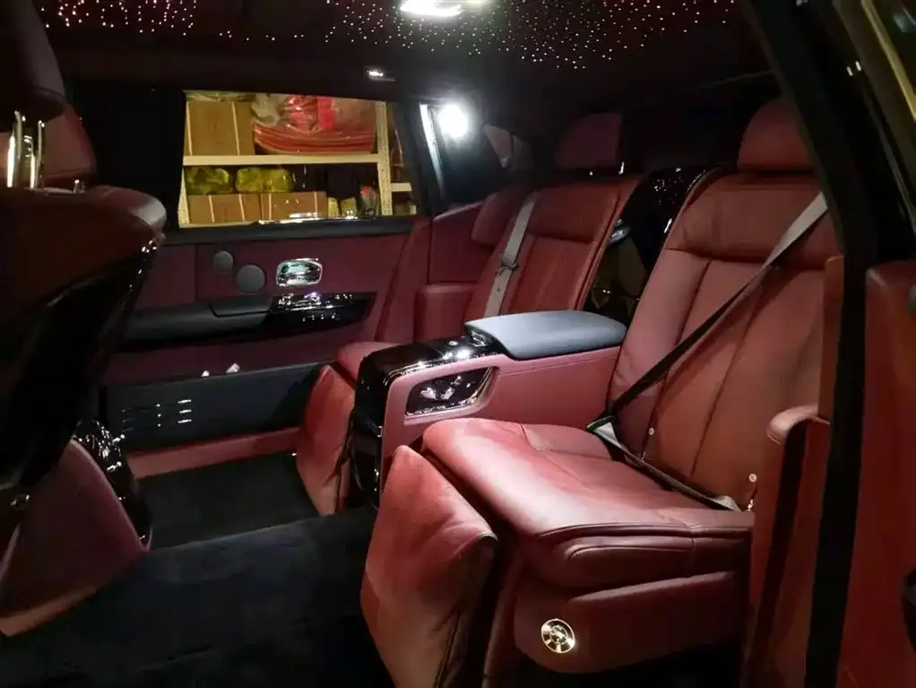 Rolls-Royce Phantom 2021 из CN, фото 5