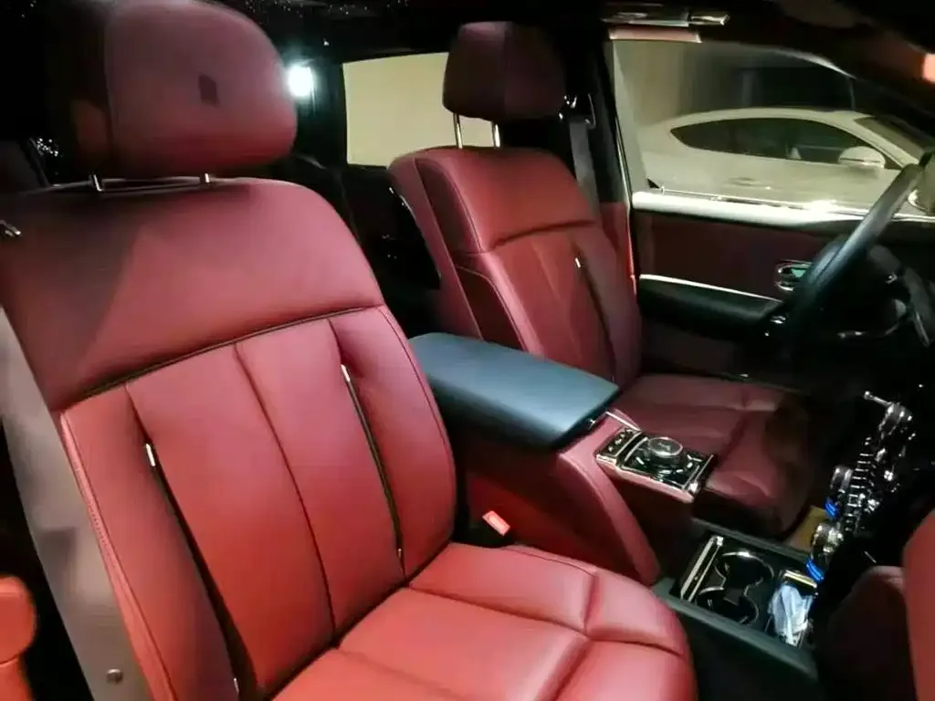 Rolls-Royce Phantom 2021 из CN, фото 2