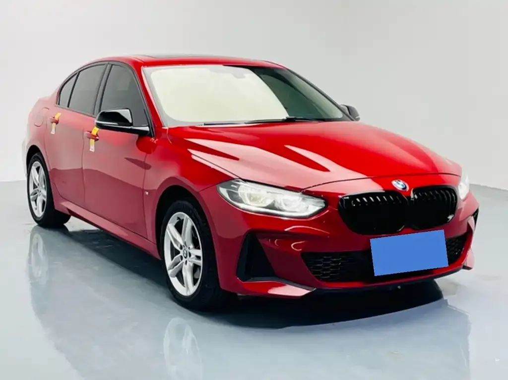 BMW 1 Series 2021 из CN, фото 3