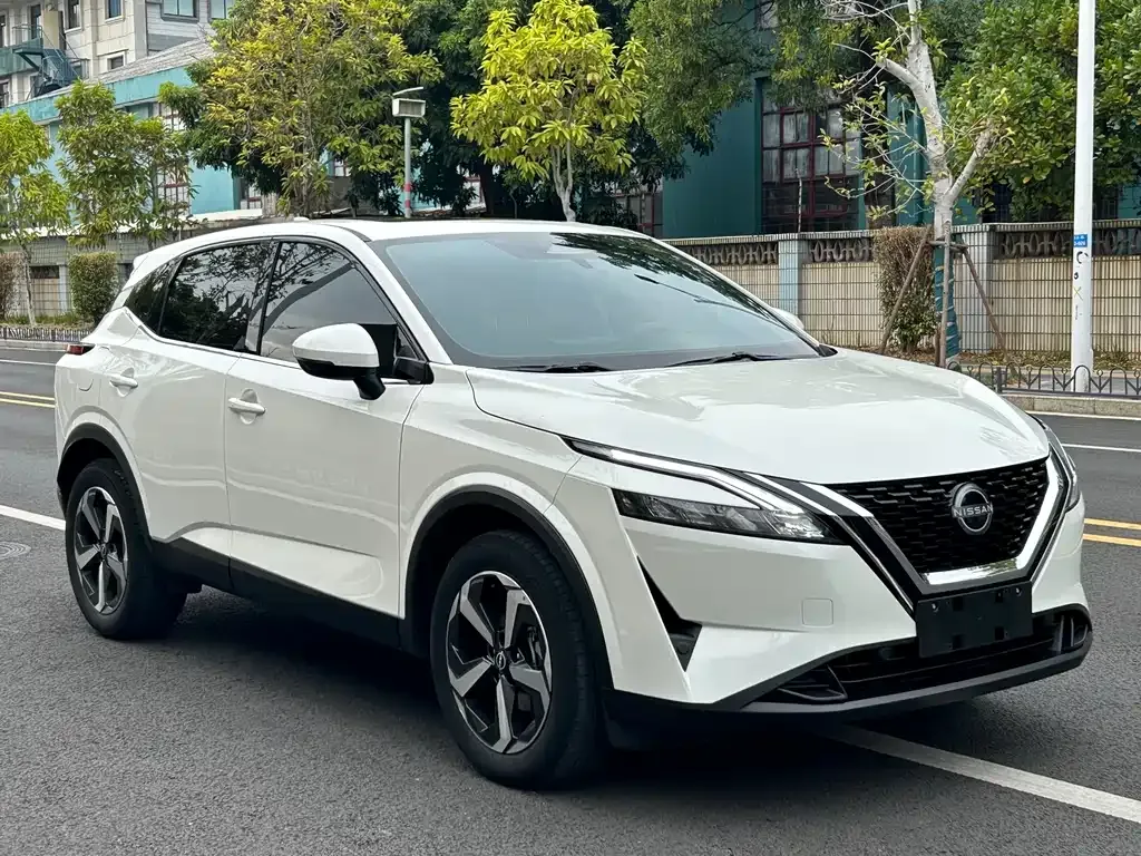 Nissan Qashqai — фото 8