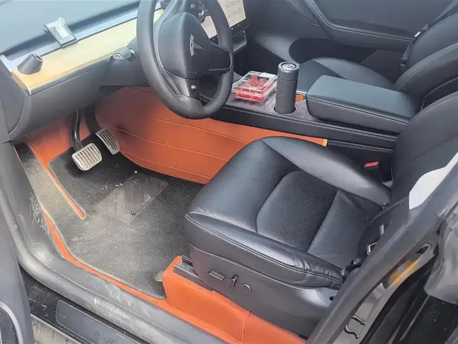Tesla Model Y 2023 из CN, фото 10