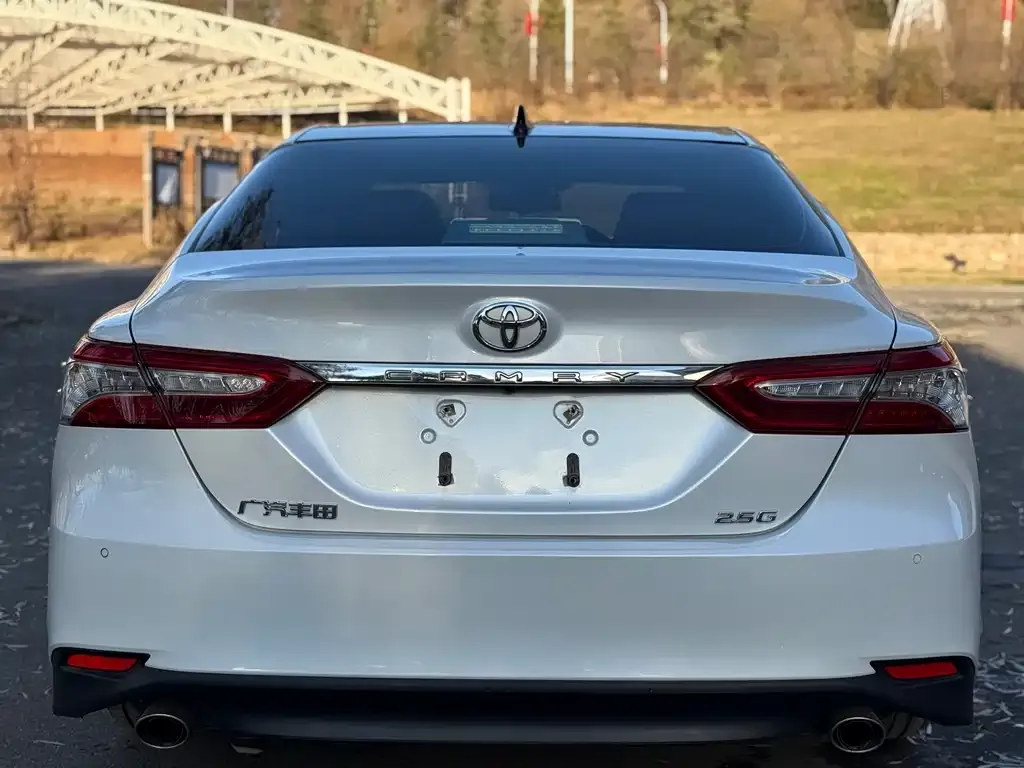 Toyota Camry 2021 из CN, фото 5
